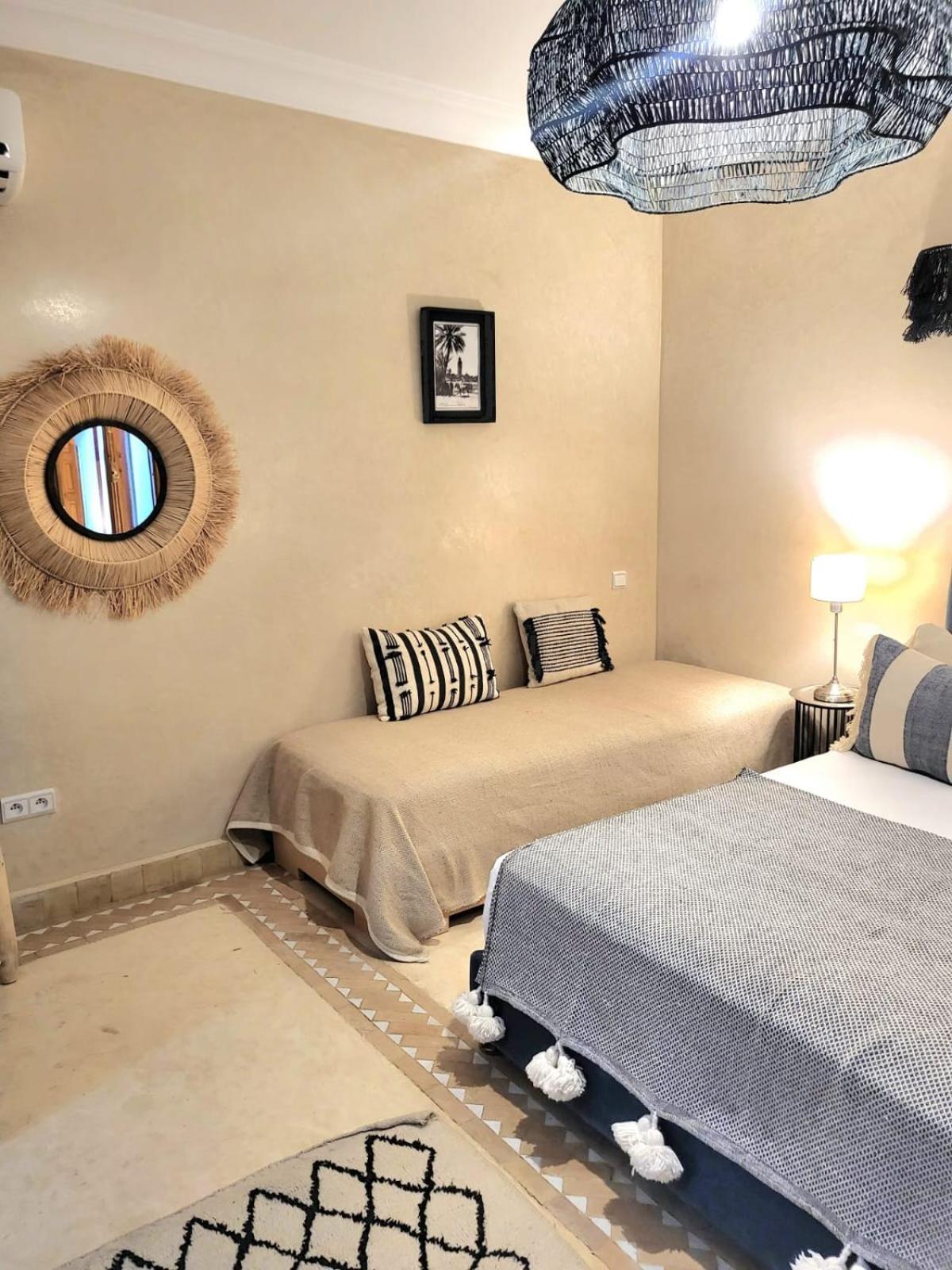 Riad Melilo Avec Piscine Chauffee Marrakesh Eksteriør bilde
